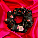 Charger l&#39;image dans la galerie, Be Mine Scrunchie - LIMITED STOCK
